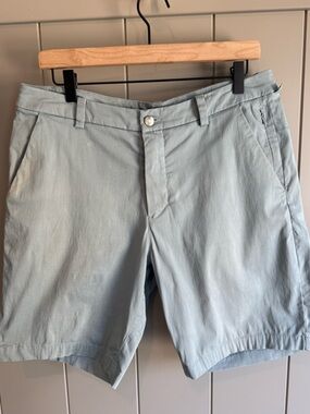 Lululemon Commission Mens Size 32 Blue Green Stretch Golf Shorts